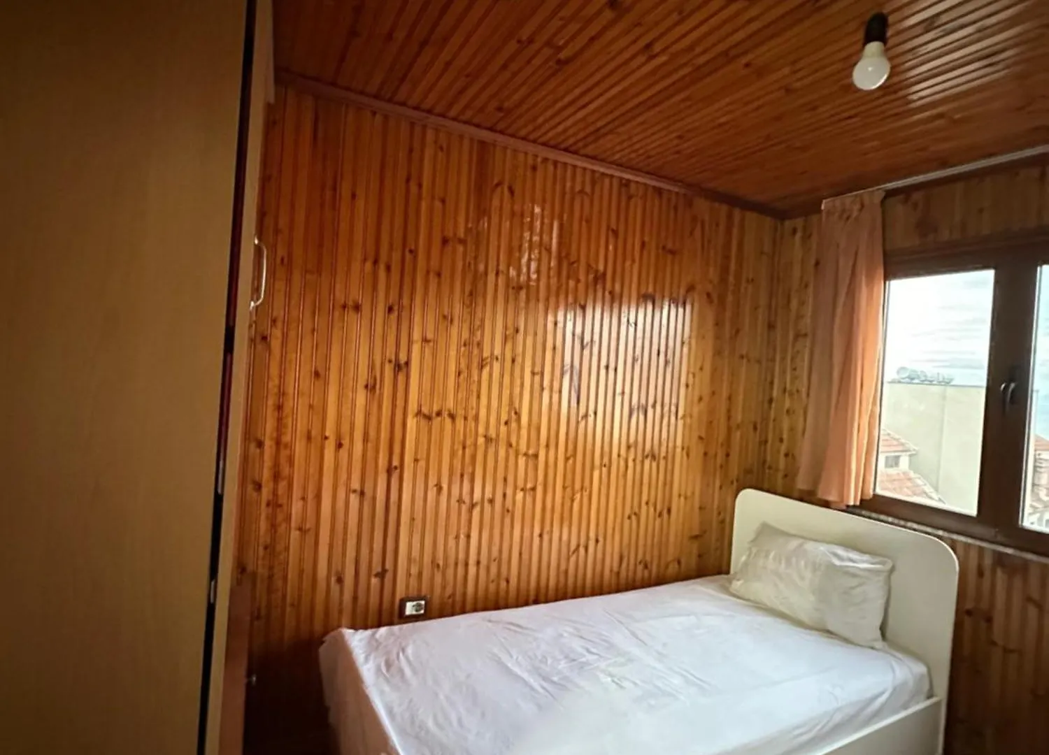 Asre Apartament Polisi i Vogel